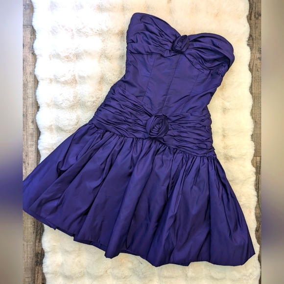 Victor Costa Dresses & Skirts - Vintage Victor Costa Rosette Drop Waist dress